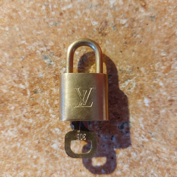 Louis Vuitton Other - Louis Vuitton Lock and Key #305